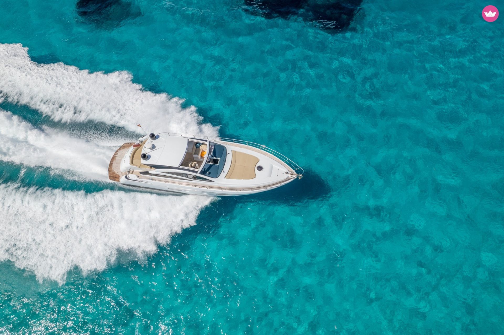 Yaht Charter in Saint-Tropez - Pershing 56