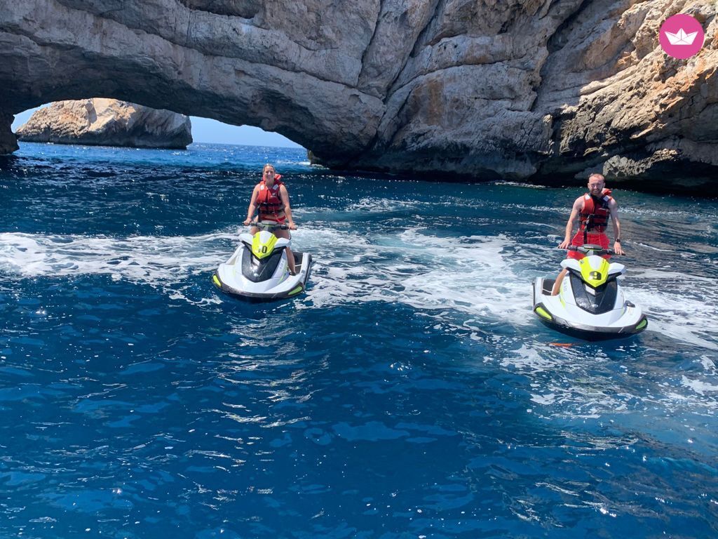 Jet Ski charter in Saint-Tropez - Yamaha VX
